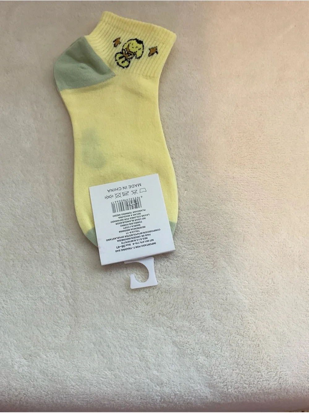 Sporto Yellow Crew Socks with Green Heel and Chick Embroidery